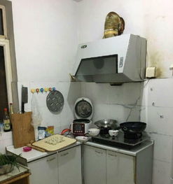 威海路新華里精裝套一，設(shè)施齊全，拎包入住